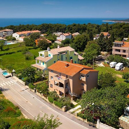 Vila Milla Premantura Luaran gambar