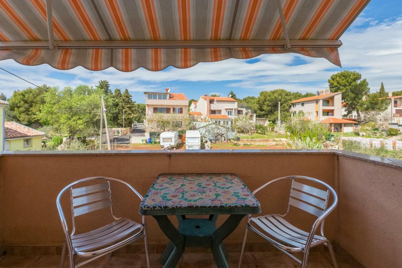 Vila Milla Premantura Luaran gambar