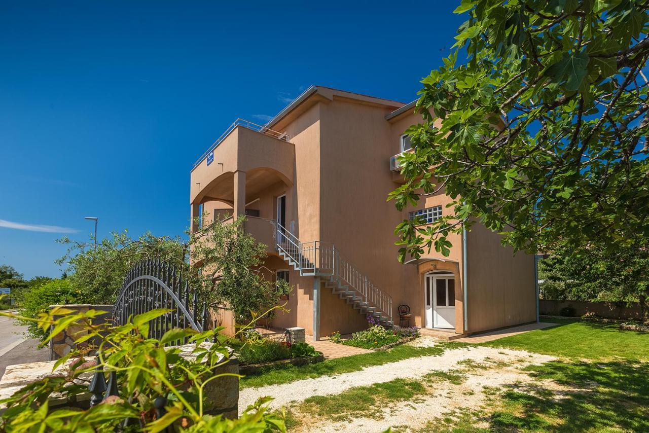 Vila Milla Premantura Luaran gambar